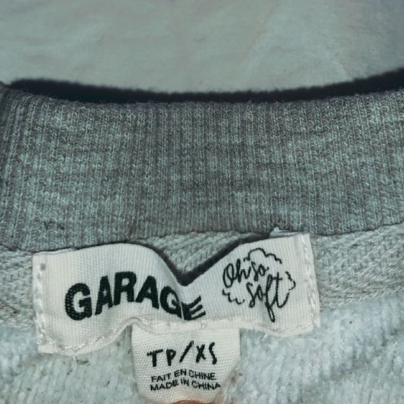 light grey croptop fuzzy inside - Picture 4 of 4